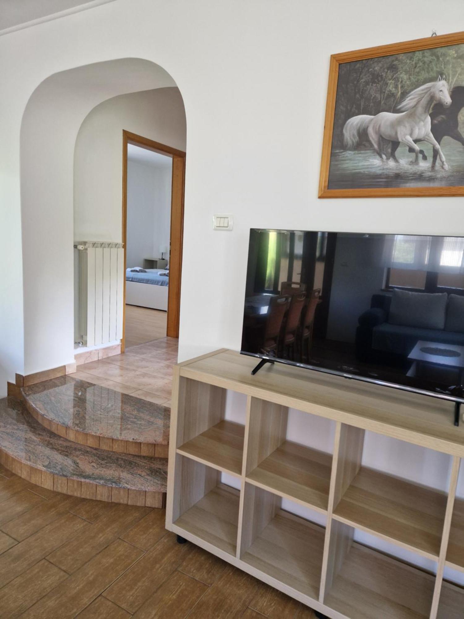 Apartma Mihatovi Pivka Dış mekan fotoğraf